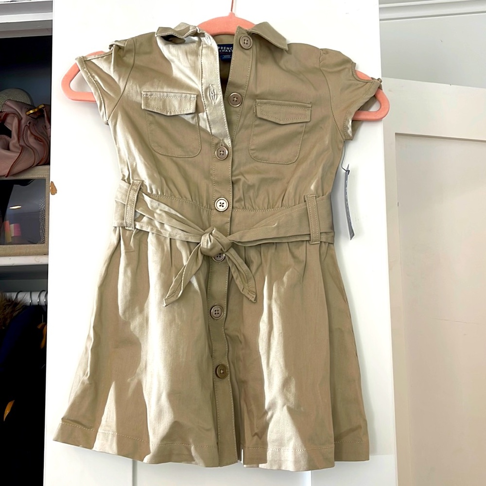 Girls french toast dress, size 5.